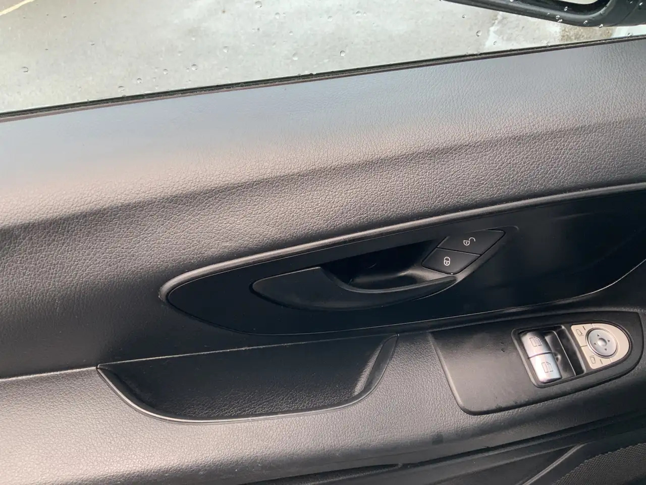 Leje en Mercedes-Benz Vito 114 CDI Lang Automaat Cruise Airco Euro 6 Mercedes-Benz Vito 114 CDI Lang Automaat Cruise Airco Euro 6: billede 9