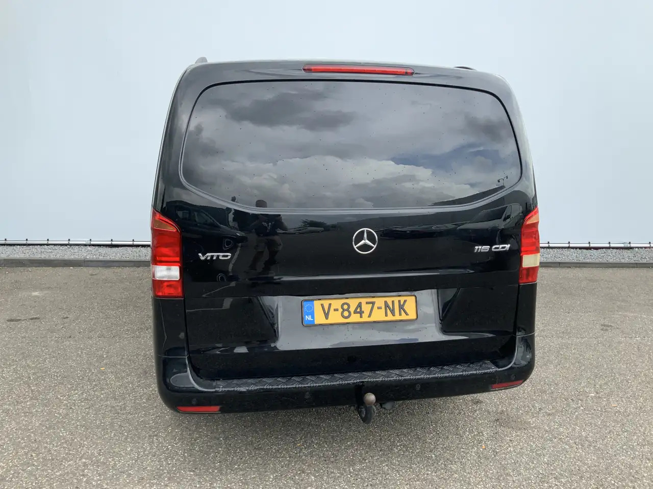 Mercedes-Benz Vito 116 CDI Lang Airco Cruise Camera Navi Side Bar Tre - Små varebil: billede 2 Mercedes-Benz Vito 116 CDI Lang Airco Cruise Camera Navi Side Bar Tre - Små varebil: billede 2