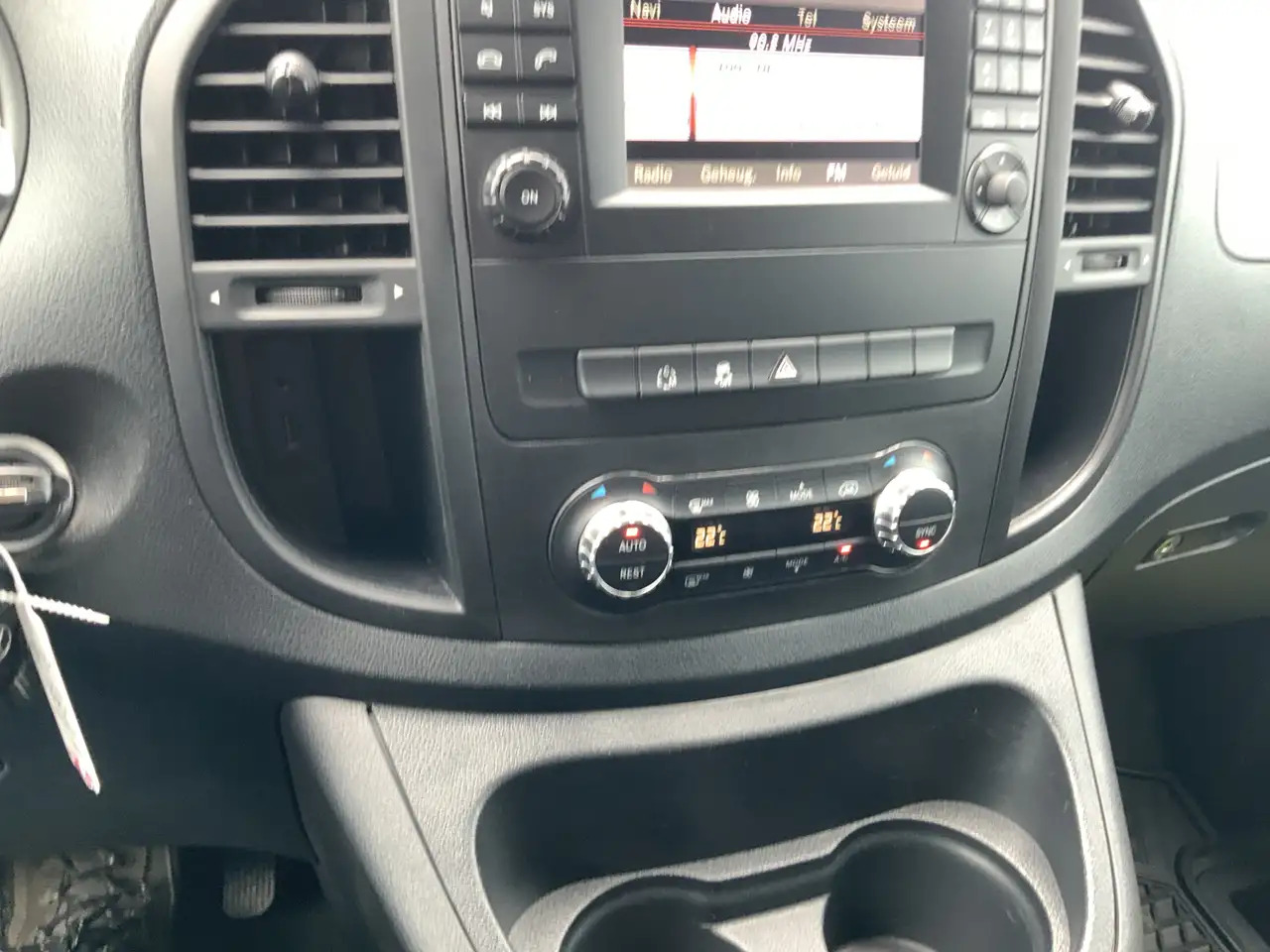 Mercedes-Benz Vito 116 CDI Lang Automaat Airco Cruise Camera Trekhaak - Små varebil: billede 5 Mercedes-Benz Vito 116 CDI Lang Automaat Airco Cruise Camera Trekhaak - Små varebil: billede 5