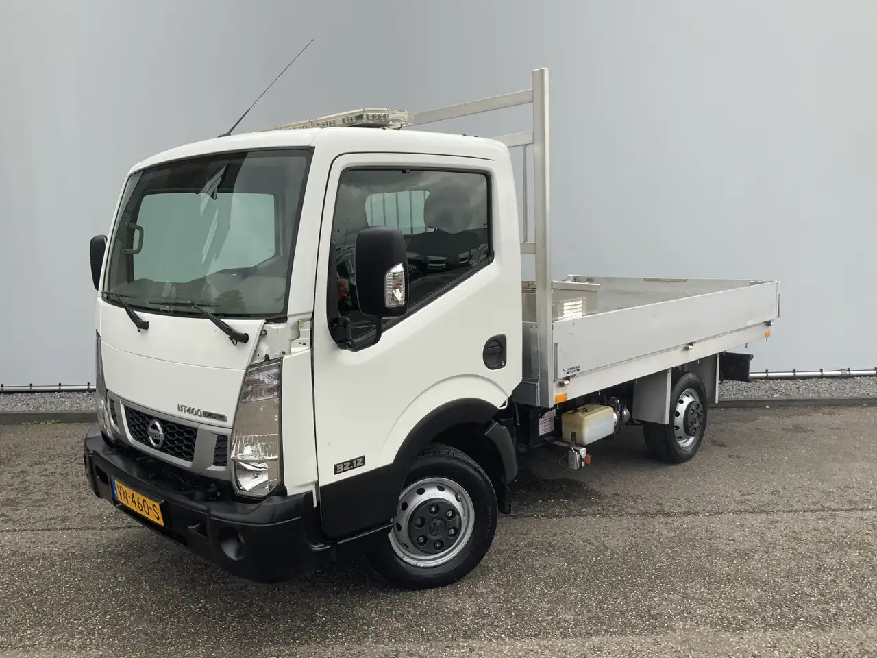 Nissan NT400 32.12 2.5 dCi 250 Kipper Trekhaak 2000 kg 3 - Ladbil med tip: billede 2 Nissan NT400 32.12 2.5 dCi 250 Kipper Trekhaak 2000 kg 3 - Ladbil med tip: billede 2