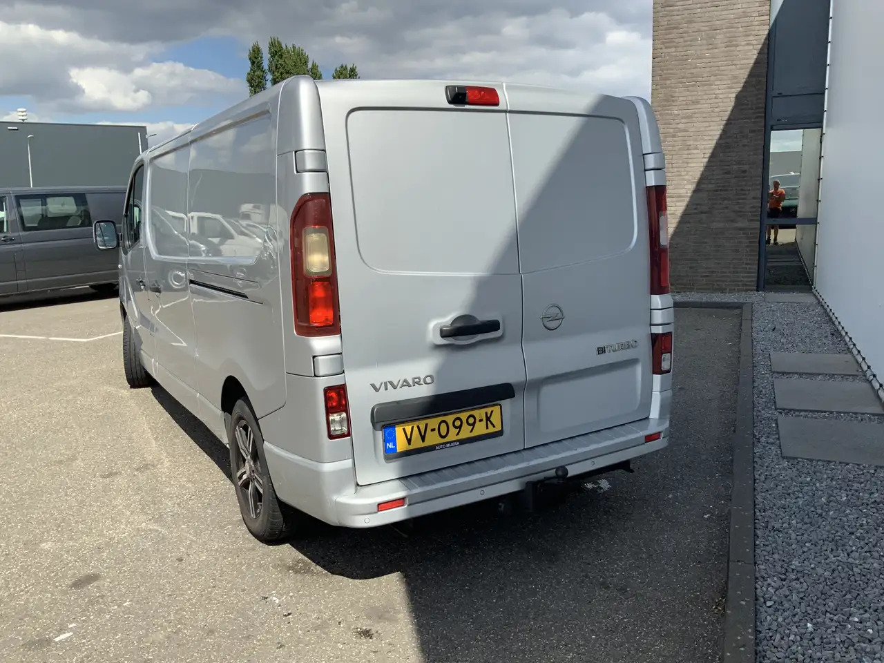 Opel Vivaro 1.6 CDTI L2H1 Sport EcoFlex (MOTOR DEFECT !!!!)Air - Varevogn: billede 3 Opel Vivaro 1.6 CDTI L2H1 Sport EcoFlex (MOTOR DEFECT !!!!)Air - Varevogn: billede 3