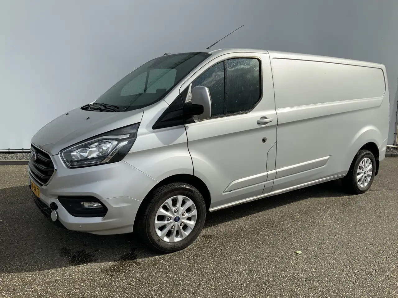 Ford Transit Custom 300 2.0 TDCI (MOTOR DEFECT!!) L2H2 Airco Navi 3 Zi - Øvrig maskin: billede 1 Ford Transit Custom 300 2.0 TDCI (MOTOR DEFECT!!) L2H2 Airco Navi 3 Zi - Øvrig maskin: billede 1