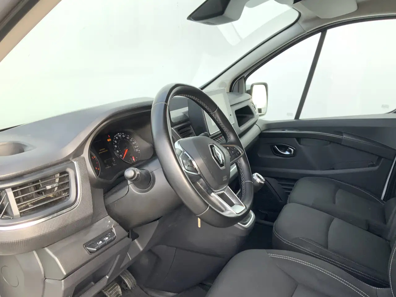 Renault Trafic 2.0 dCi 130 T30 L2H1 Work Edition Airco Cruise Nav - Varevogn: billede 5 Renault Trafic 2.0 dCi 130 T30 L2H1 Work Edition Airco Cruise Nav - Varevogn: billede 5
