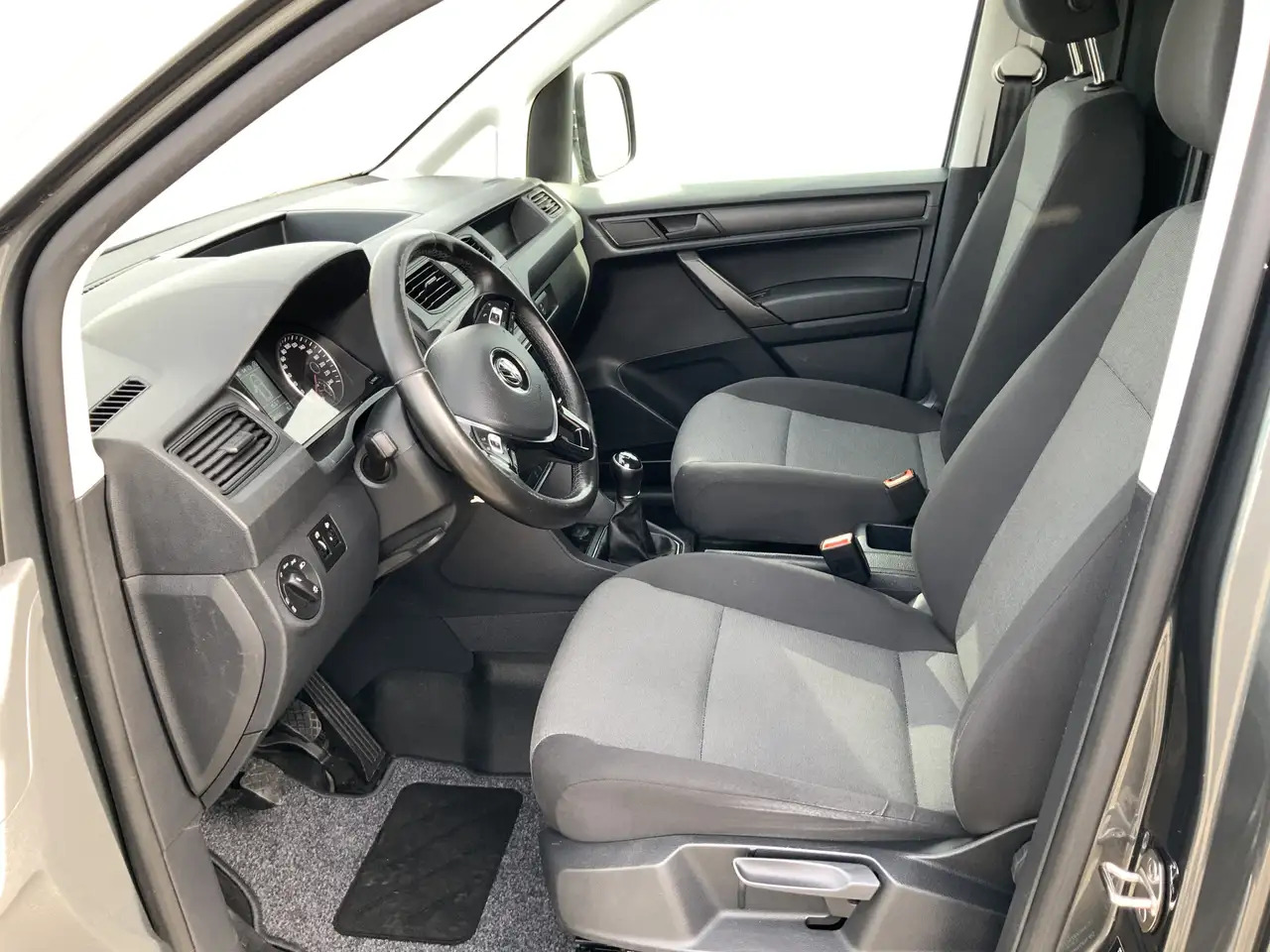 Volkswagen Caddy 2.0 TDI L2H1 BMT Maxi Exclusive Edtion Airco Navi - Små varebil: billede 4 Volkswagen Caddy 2.0 TDI L2H1 BMT Maxi Exclusive Edtion Airco Navi - Små varebil: billede 4