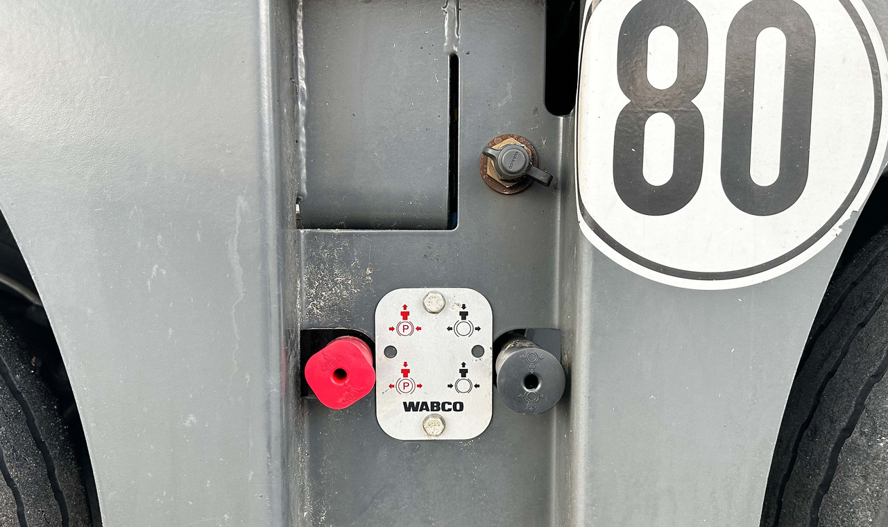 Faymonville MAX Trailer 3-Achs-Tiefbett mit Pendelachsen - Nedbygget platform sættevogn: billede 5 Faymonville MAX Trailer 3-Achs-Tiefbett mit Pendelachsen - Nedbygget platform sættevogn: billede 5