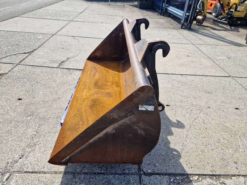 Jeroen van Leeuwen schepbak voor Volvo L30/L35 - Skovl for Entreprenørmaskin: billede 3 Jeroen van Leeuwen schepbak voor Volvo L30/L35 - Skovl for Entreprenørmaskin: billede 3