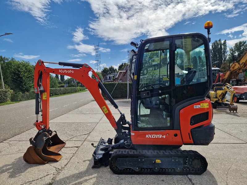 Kubota KX019-4 met 1990 uur - Minigravemaskine: billede 1 Kubota KX019-4 met 1990 uur - Minigravemaskine: billede 1