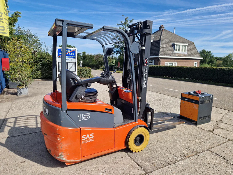Toyota 1500 kg. elektrisch hefhoogte 5.00m. - El gaffeltruck: billede 1 Toyota 1500 kg. elektrisch hefhoogte 5.00m. - El gaffeltruck: billede 1