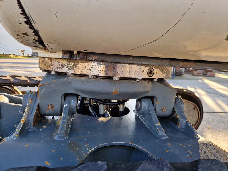 WACKER NEUSON 2404RD kan op een (berg)helling draaien - Minigravemaskine: billede 4 WACKER NEUSON 2404RD kan op een (berg)helling draaien - Minigravemaskine: billede 4