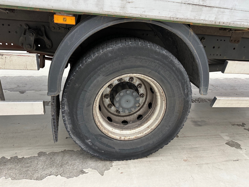 Mercedes-Benz Atego 1823 - Lastbil med presenning: billede 4 Mercedes-Benz Atego 1823 - Lastbil med presenning: billede 4