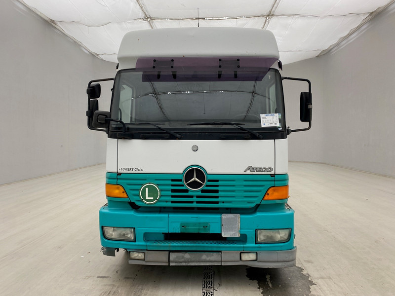 Mercedes-Benz Atego 1828 - Lastbil med lad, Lastbil med kran: billede 2 Mercedes-Benz Atego 1828 - Lastbil med lad, Lastbil med kran: billede 2