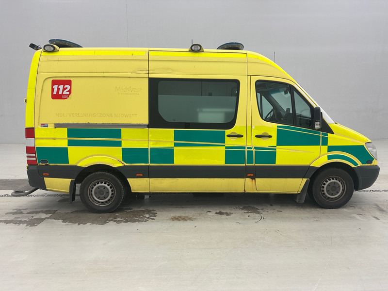 Mercedes-Benz Sprinter 319 CDI - Ambulance: billede 4 Mercedes-Benz Sprinter 319 CDI - Ambulance: billede 4