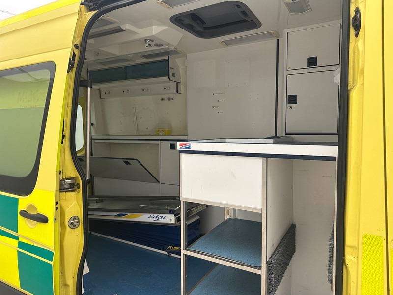 Mercedes-Benz Sprinter 319 CDI - Ambulance: billede 5 Mercedes-Benz Sprinter 319 CDI - Ambulance: billede 5