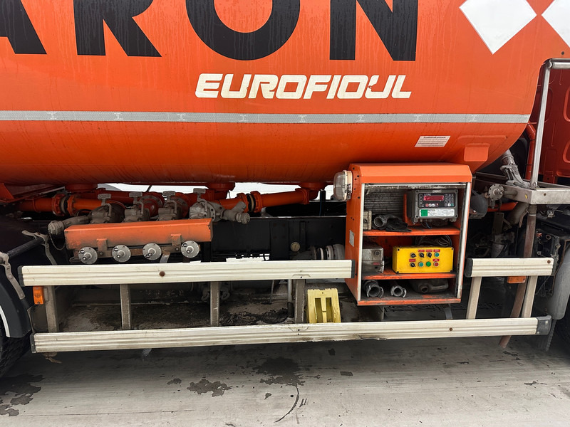 Renault Midlum 300 DXi - Tankbil: billede 4 Renault Midlum 300 DXi - Tankbil: billede 4