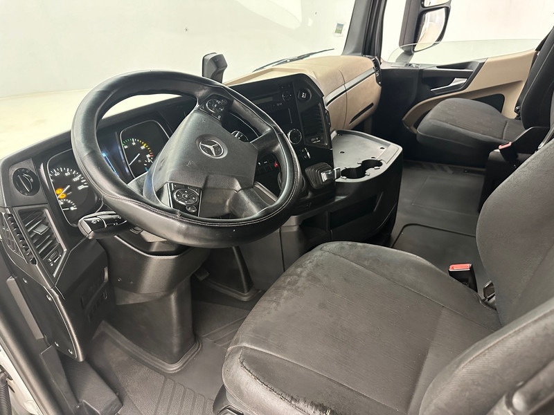 Trækker Mercedes-Benz Actros 1942: billede 9