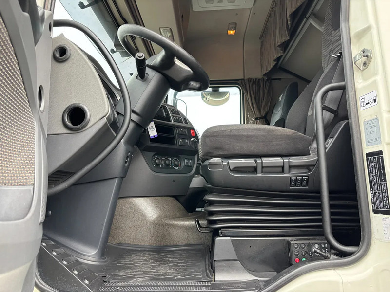 DAF XF 510 Spacecab Euro 6 Retarder - Lastbil med presenning: billede 5 DAF XF 510 Spacecab Euro 6 Retarder - Lastbil med presenning: billede 5