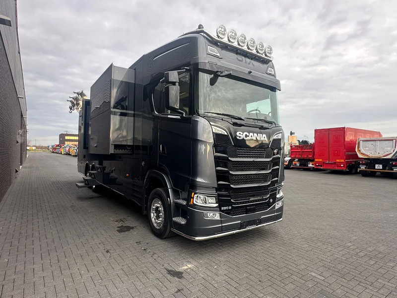 Scania 590S 6x2*4 STX 3x pop out - V8 - Demo/New - Full spec - - Autocamper: billede 5 Scania 590S 6x2*4 STX 3x pop out - V8 - Demo/New - Full spec - - Autocamper: billede 5