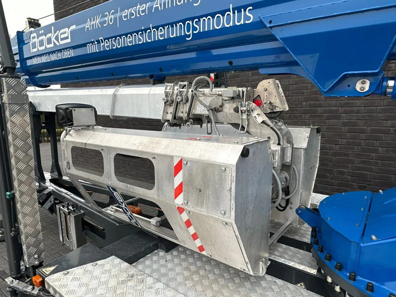 Alle terræn kran Böcker AHK 36/2400 MONTAGE KRAAN/KRAN/GRUA /CRANE: billede 11