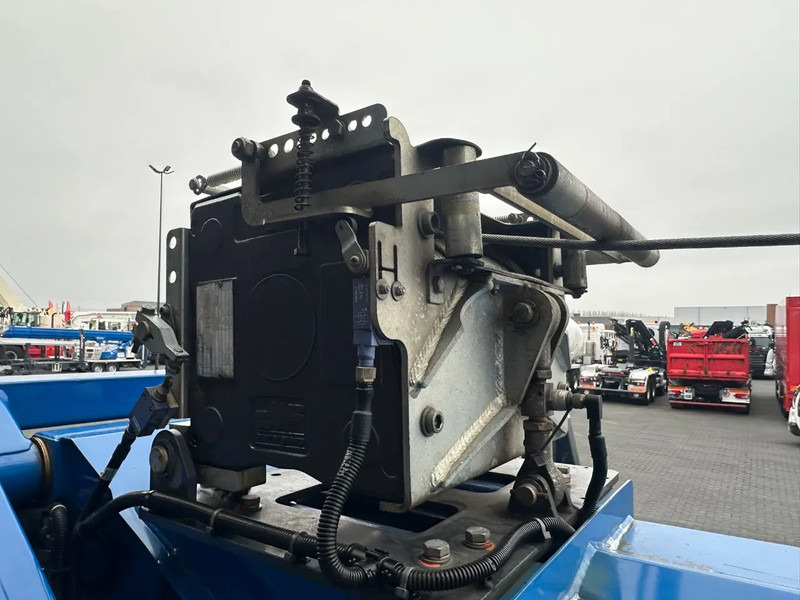 Alle terræn kran Böcker AHK 36/2400 MONTAGE KRAAN/KRAN/GRUA /CRANE: billede 16