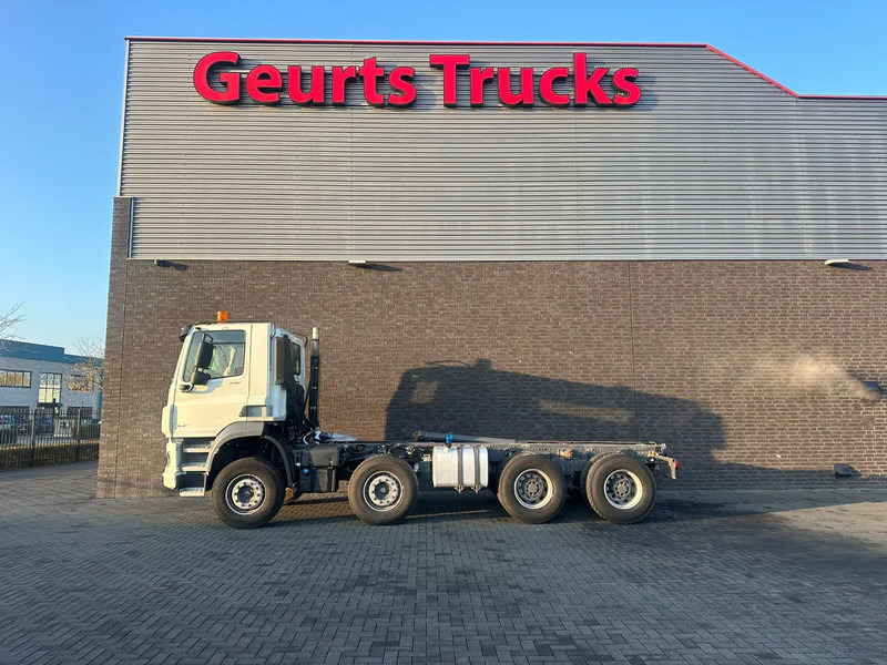 DAF CF 530 8X4 CHASSIS CAB SCHADE/UNFALL/DAMAGE - Lastbil chassis: billede 1 DAF CF 530 8X4 CHASSIS CAB SCHADE/UNFALL/DAMAGE - Lastbil chassis: billede 1