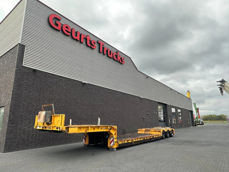Nooteboom EURO-48-03 DIEPLADER / TIEFLADER / LOW LOADER MET HYDRAULISCH VERING EN STUURASSEN - Nedbygget platform sættevogn: billede 2 Nooteboom EURO-48-03 DIEPLADER / TIEFLADER / LOW LOADER MET HYDRAULISCH VERING EN STUURASSEN - Nedbygget platform sættevogn: billede 2