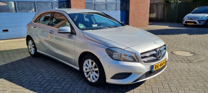 Mercedes-Benz A-Klasse 180 automaat.. 180 automaat - Hatchback: billede 1 Mercedes-Benz A-Klasse 180 automaat.. 180 automaat - Hatchback: billede 1