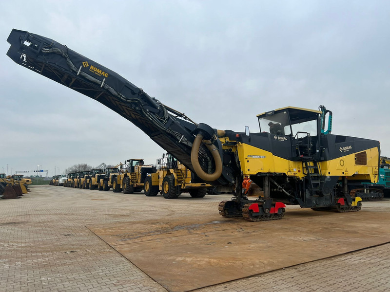 Bomag BM2000/75 Cold Planer - Asfaltudlægningmaskine: billede 4 Bomag BM2000/75 Cold Planer - Asfaltudlægningmaskine: billede 4