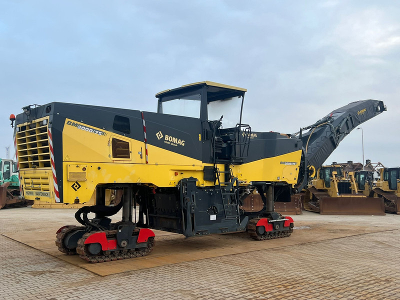 Bomag BM2000/75 Cold Planer - Asfaltudlægningmaskine: billede 1 Bomag BM2000/75 Cold Planer - Asfaltudlægningmaskine: billede 1