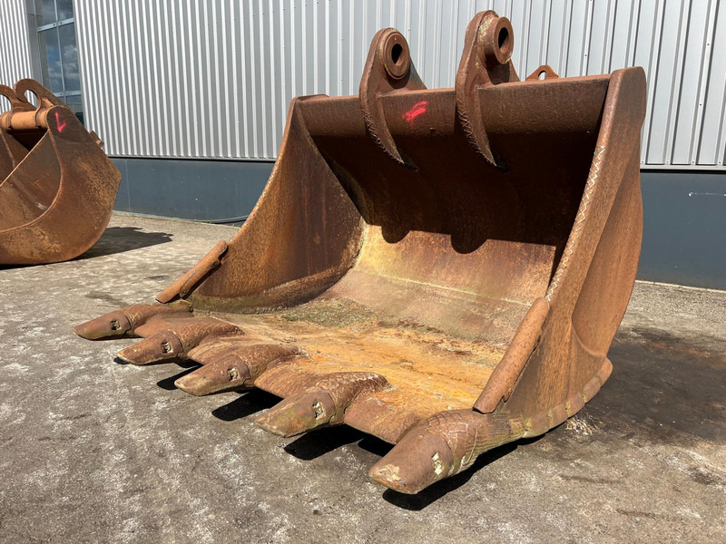 Caterpillar Caterpillar 385 bucket with teeth - Skovl: billede 1 Caterpillar Caterpillar 385 bucket with teeth - Skovl: billede 1