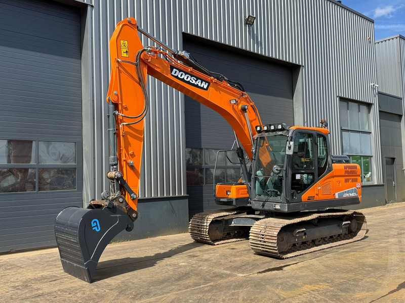 Doosan DX140LC-5 - CE / Verachtert CW30 - GP edge bucket - Bæltegravemaskine: billede 2 Doosan DX140LC-5 - CE / Verachtert CW30 - GP edge bucket - Bæltegravemaskine: billede 2