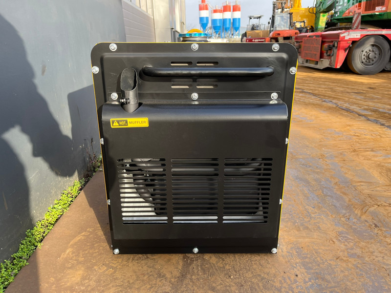 Leje en Giga power PLD8500SE 8 kVA silent generator Giga power PLD8500SE 8 kVA silent generator: billede 8 Leje en Giga power PLD8500SE 8 kVA silent generator Giga power PLD8500SE 8 kVA silent generator: billede 8