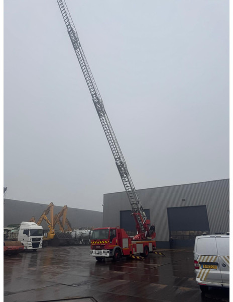 Iveco 130E23 4x2 Firetruck - Brandbil: billede 2 Iveco 130E23 4x2 Firetruck - Brandbil: billede 2