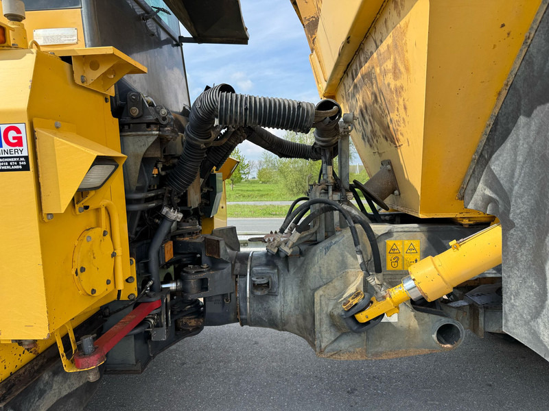 Komatsu HM300-2 - Knækstyret dumper: billede 5 Komatsu HM300-2 - Knækstyret dumper: billede 5