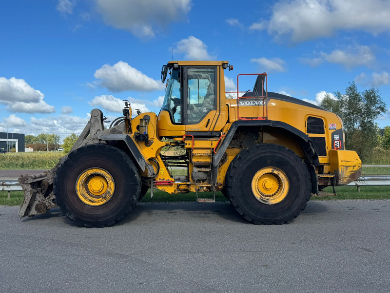 Volvo L220H - Gummihjulslæsser: billede 1 Volvo L220H - Gummihjulslæsser: billede 1