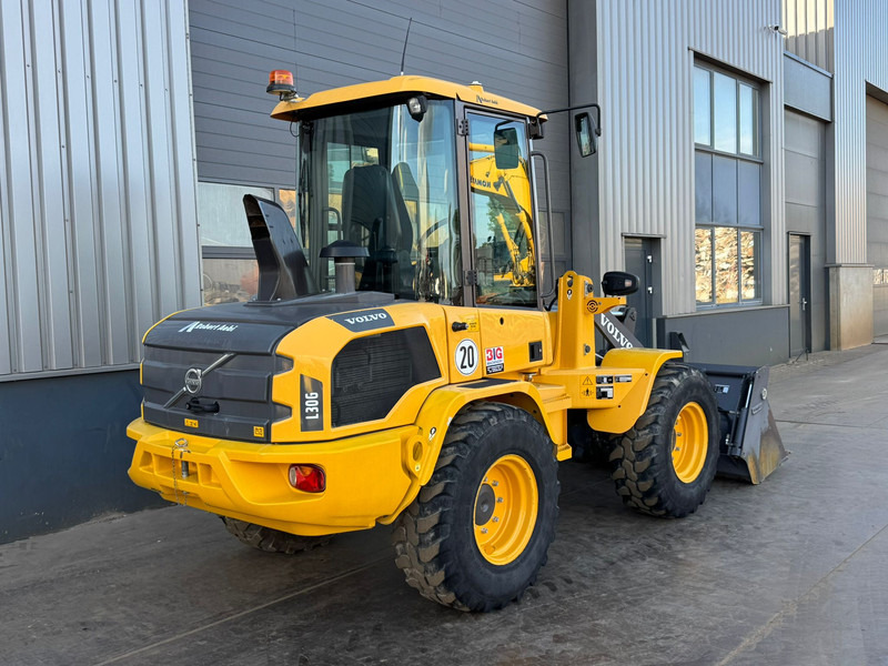 Volvo L30G - Gummihjulslæsser: billede 4 Volvo L30G - Gummihjulslæsser: billede 4