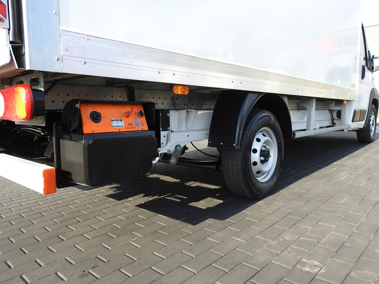 Kølebil FIAT DUCATO BOX LIFT 8 PALLETS CRUISE CONTROL NAVIGATION LED LIGHTS AIR CONDITIONING 130HP: billede 16 Kølebil FIAT DUCATO BOX LIFT 8 PALLETS CRUISE CONTROL NAVIGATION LED LIGHTS AIR CONDITIONING 130HP: billede 16