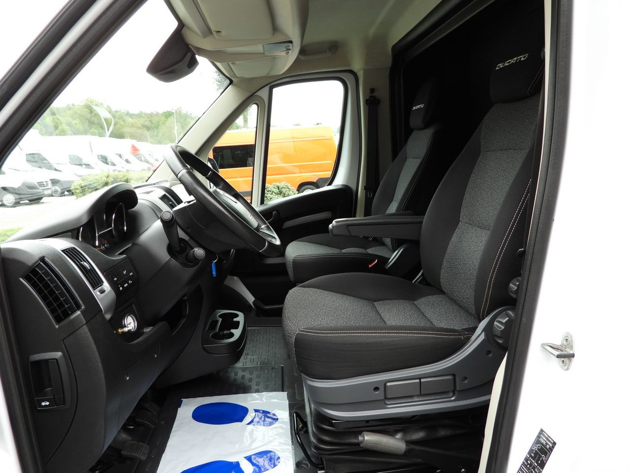 Varebil med presenning FIAT DUCATO TARPAULIN 9 PALLETS CRUISE CONTROL LED LIGHTS PNEUMATICS AIR CONDITIONING  180HP: billede 29 Varebil med presenning FIAT DUCATO TARPAULIN 9 PALLETS CRUISE CONTROL LED LIGHTS PNEUMATICS AIR CONDITIONING  180HP: billede 29