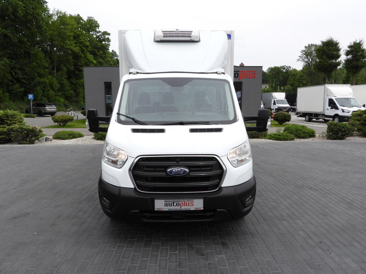 FORD TRANSIT BOX / REFRIGERATOR BOX 5*C / CRUISE CONTROL LED LIGHTS TWIN WHEELS AIR CONDITIONING 130HP - Varebil med kasse: billede 5 FORD TRANSIT BOX / REFRIGERATOR BOX 5*C / CRUISE CONTROL LED LIGHTS TWIN WHEELS AIR CONDITIONING 130HP - Varebil med kasse: billede 5