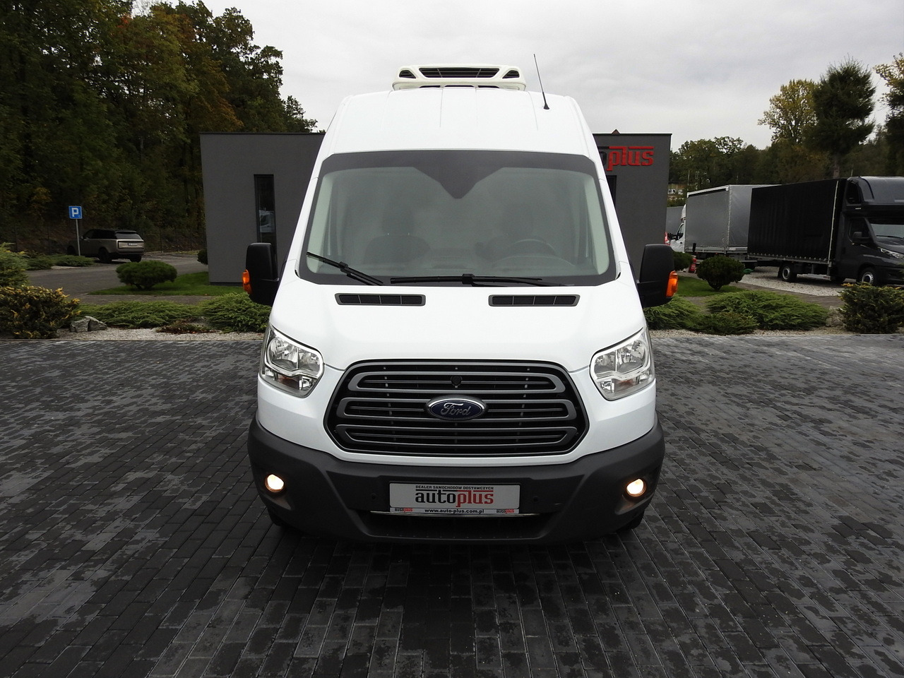 FORD TRANSIT REFRIGERATOR VAN 0*C HEATING FUNCTION POWER SUPPLY 230V CRUISE CONTROL NAVIGATION AIR CONDITIONING LED LIGHTS 130HP - Kølebil: billede 5 FORD TRANSIT REFRIGERATOR VAN 0*C HEATING FUNCTION POWER SUPPLY 230V CRUISE CONTROL NAVIGATION AIR CONDITIONING LED LIGHTS 130HP - Kølebil: billede 5