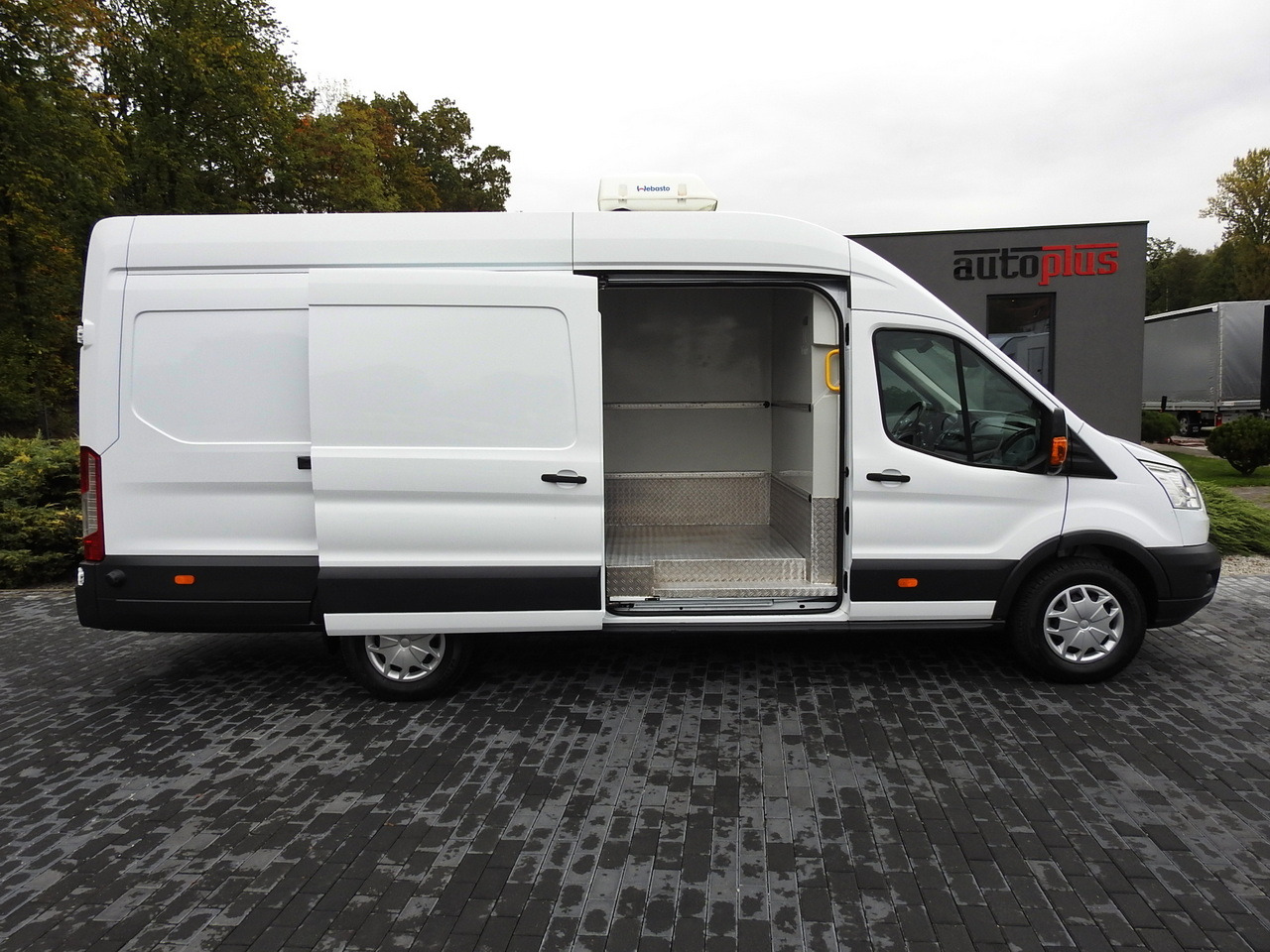 Kølebil FORD TRANSIT REFRIGERATOR VAN 0*C HEATING FUNCTION POWER SUPPLY 230V CRUISE CONTROL NAVIGATION AIR CONDITIONING LED LIGHTS  130HP: billede 8