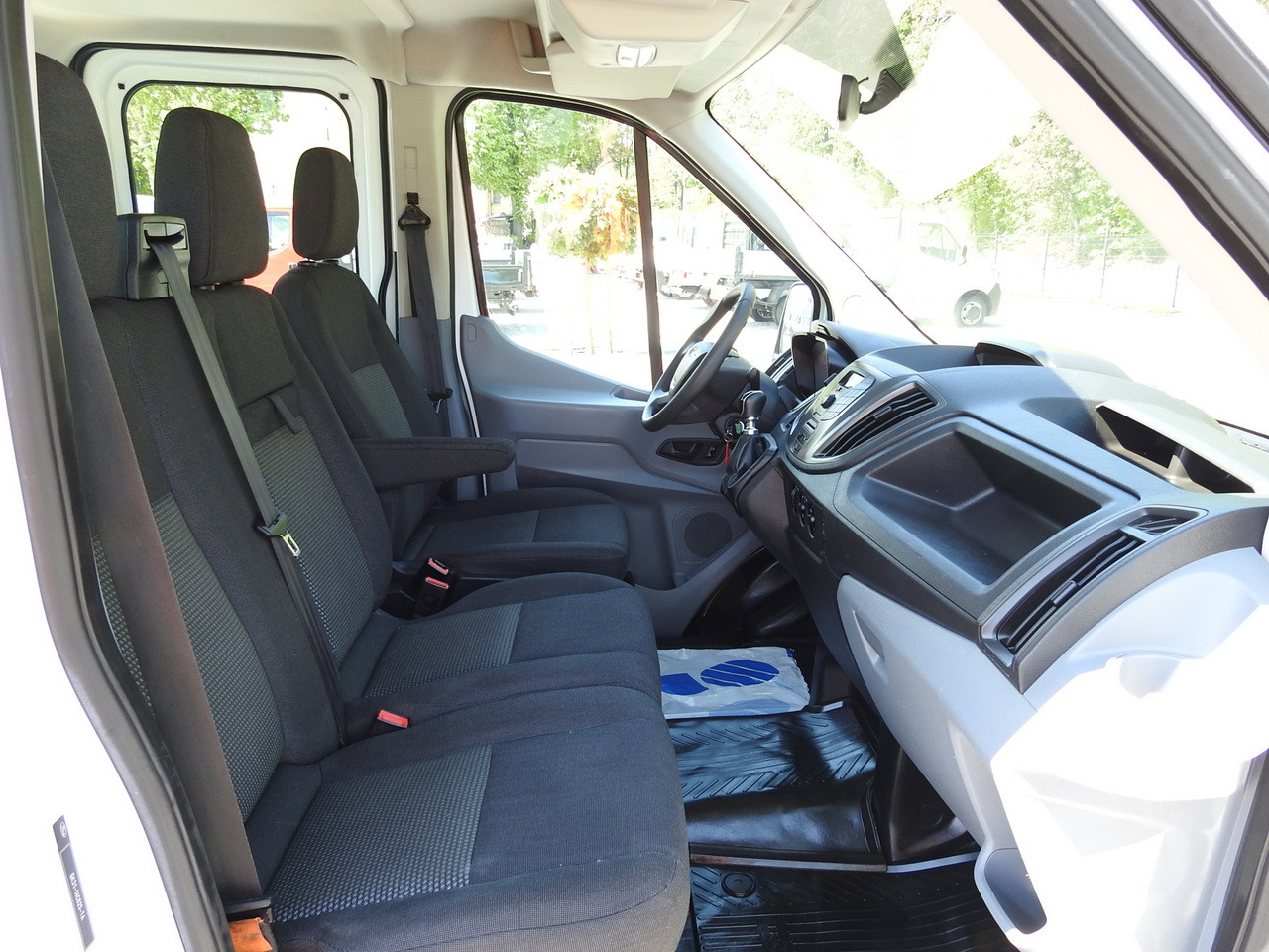 Mandskabsbil FORD TRANSIT STAKE BODY DOUBLE CABIN DOKA 7 SEATS AIR CONDITIONING  130HP: billede 30