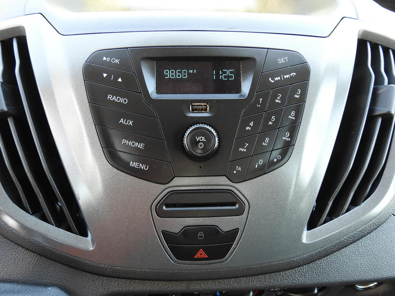 Mandskabsbil FORD TRANSIT STAKE BODY DOUBLE CABIN DOKA 7 SEATS AIR CONDITIONING  130HP: billede 28