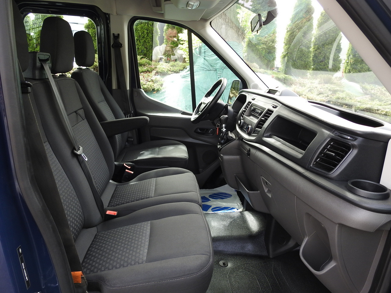 Mandskabsbil FORD TRANSIT STAKE BODY DOUBLE CABIN DOKA 7 SEATS CRUISE CONTROL AIR CONDITIONING LED LIGHTS  130HP: billede 38