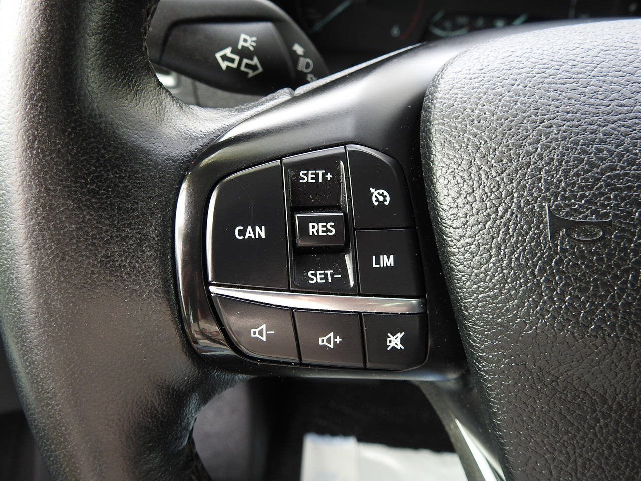 Mandskabsbil FORD TRANSIT STAKE BODY DOUBLE CABIN DOKA 7 SEATS CRUISE CONTROL AIR CONDITIONING LED LIGHTS  130HP: billede 29