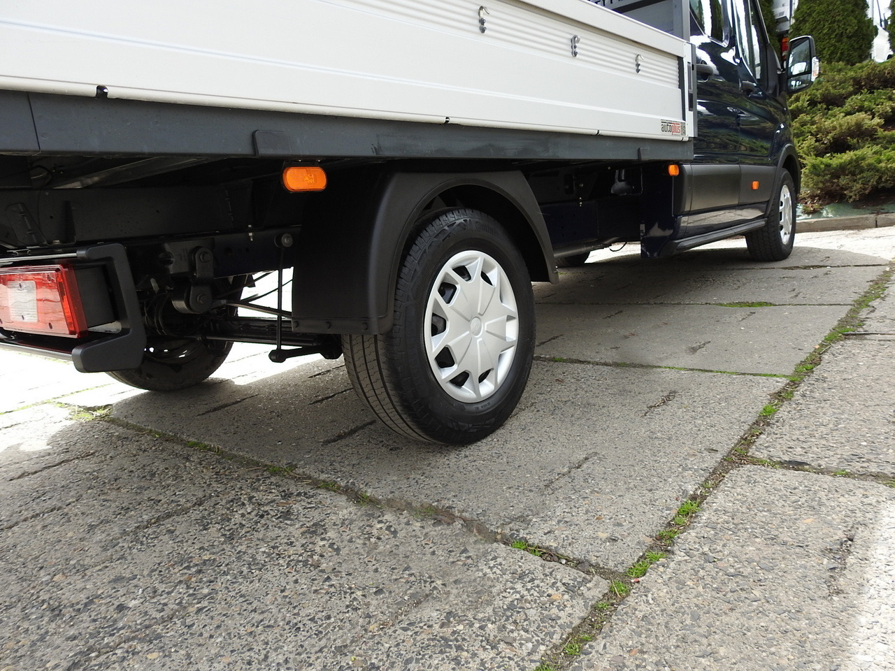 Mandskabsbil FORD TRANSIT STAKE BODY DOUBLE CABIN DOKA 7 SEATS CRUISE CONTROL AIR CONDITIONING LED LIGHTS  130HP: billede 16