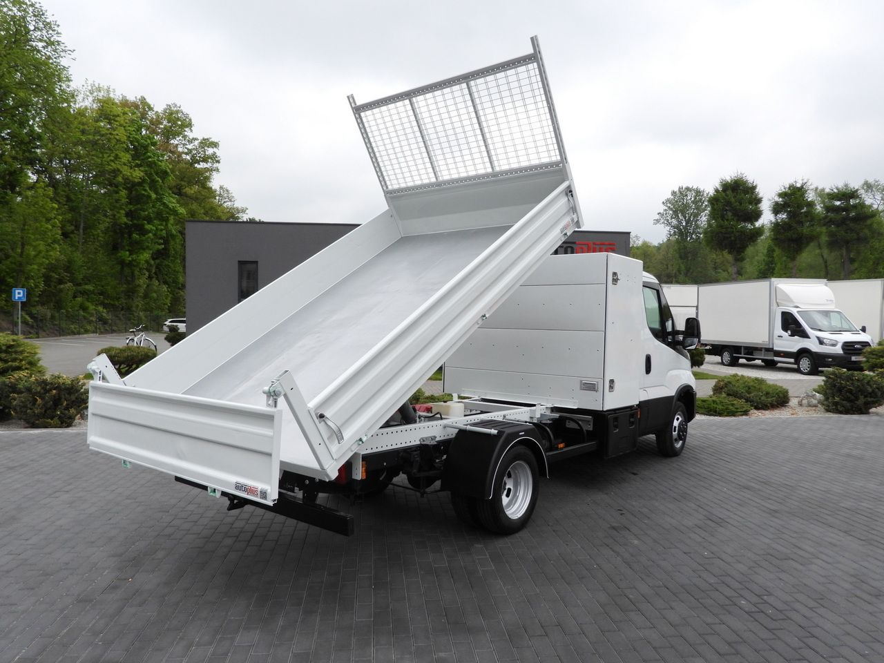 IVECO DAILY 35C14 TIPPER CRUISE CONTROL TWIN WHEELS 140HP - Ladbil med tip: billede 3 IVECO DAILY 35C14 TIPPER CRUISE CONTROL TWIN WHEELS 140HP - Ladbil med tip: billede 3