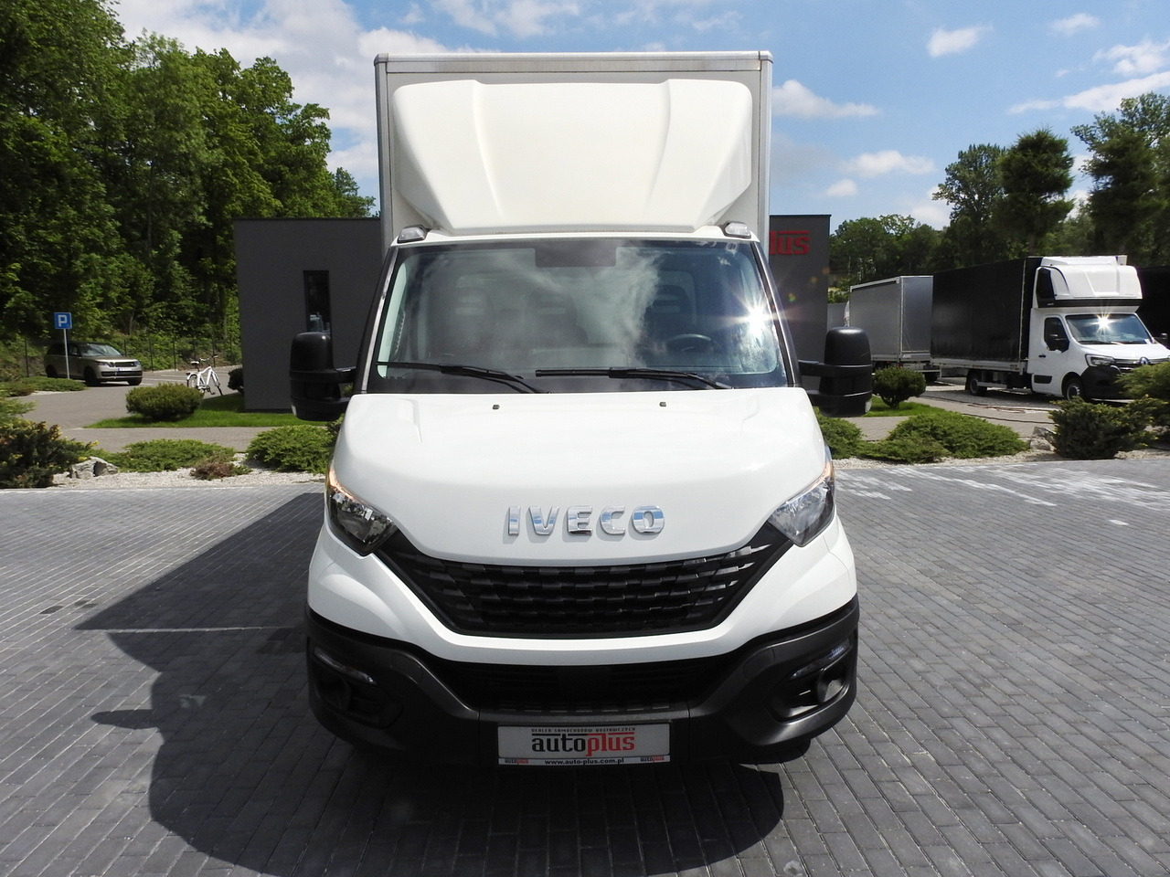 IVECO DAILY 35S14 8 PALLETS CRUISE CONTROL TWIN WHEELS AIR CONDITIONING 140HP - Varebil med kasse: billede 5 IVECO DAILY 35S14 8 PALLETS CRUISE CONTROL TWIN WHEELS AIR CONDITIONING 140HP - Varebil med kasse: billede 5