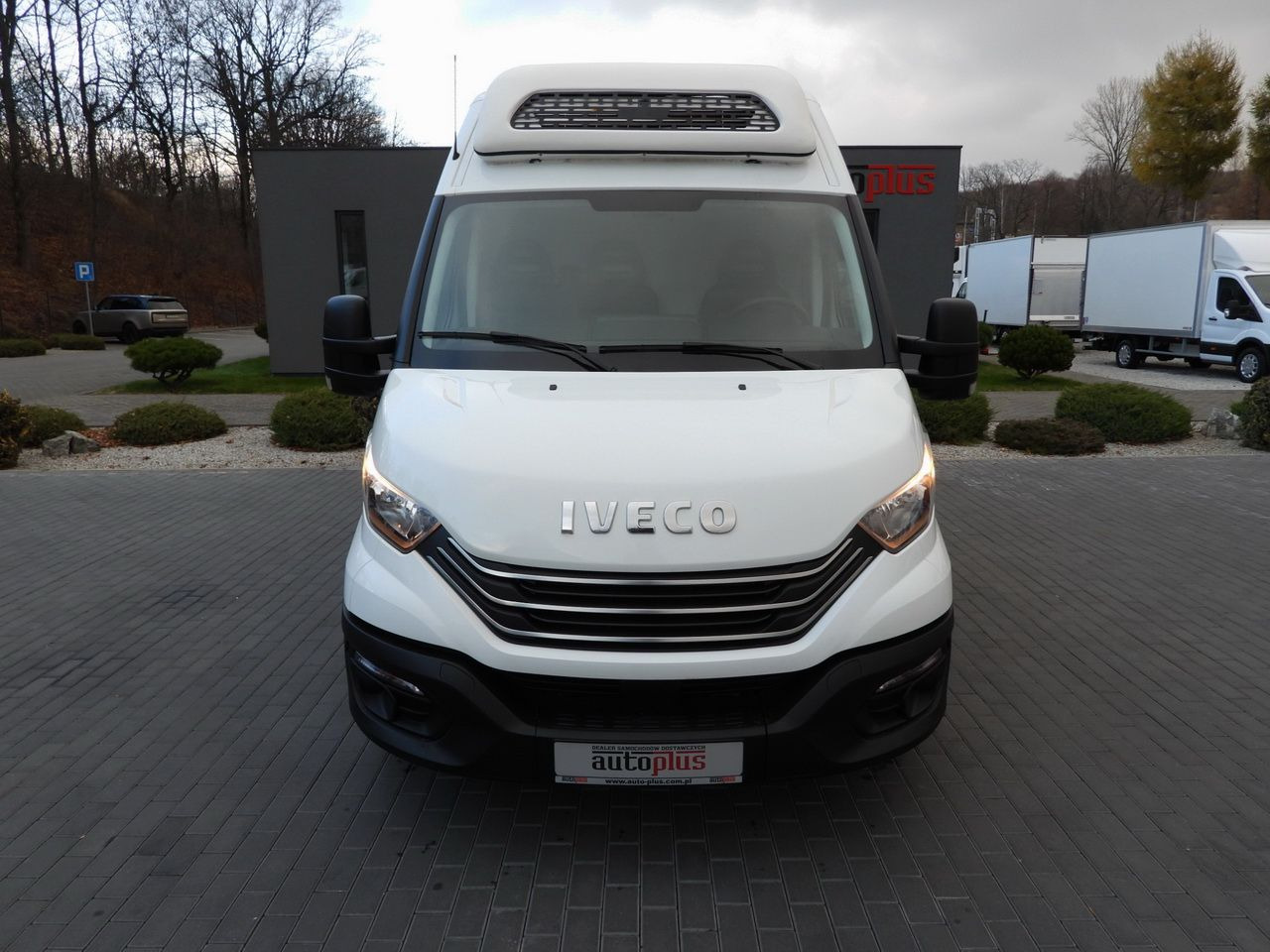 IVECO DAILY 35S14 REFRIGERATOR VAN 0*C POWER SUPPLY 230V NAVIGATION AUTOMATIC TRANSMISSION AIR CONDITIONING 140HP - Kølebil: billede 5 IVECO DAILY 35S14 REFRIGERATOR VAN 0*C POWER SUPPLY 230V NAVIGATION AUTOMATIC TRANSMISSION AIR CONDITIONING 140HP - Kølebil: billede 5