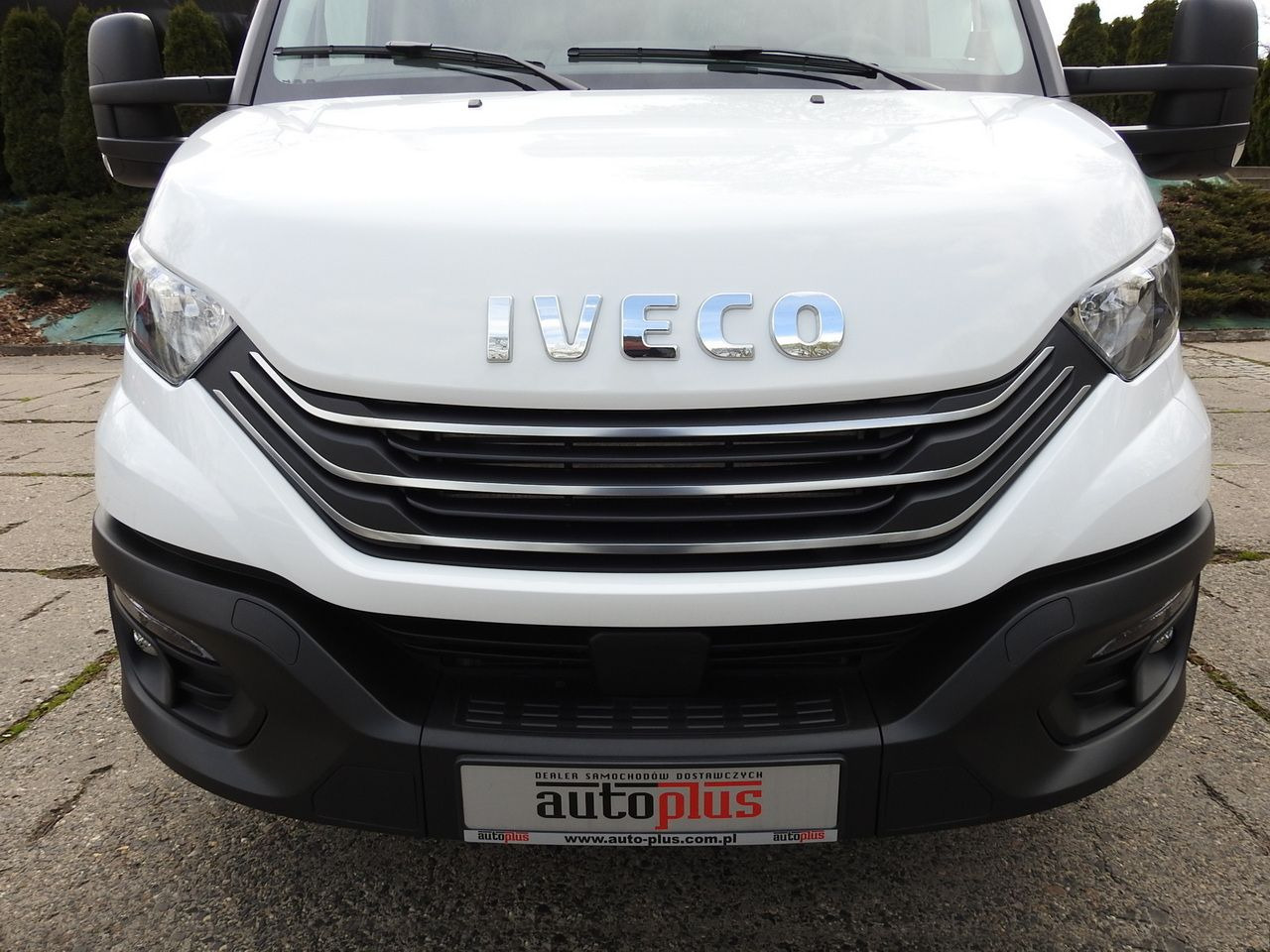 Ny Kølebil IVECO DAILY 35S16 NEW REGRIGERATOR BOX -10*C 8 PALLETS HEATING FUNCTION POWER SUPPLY 230V CRUISE CONTROL AIR CONDITIONING 160HP: billede 15
