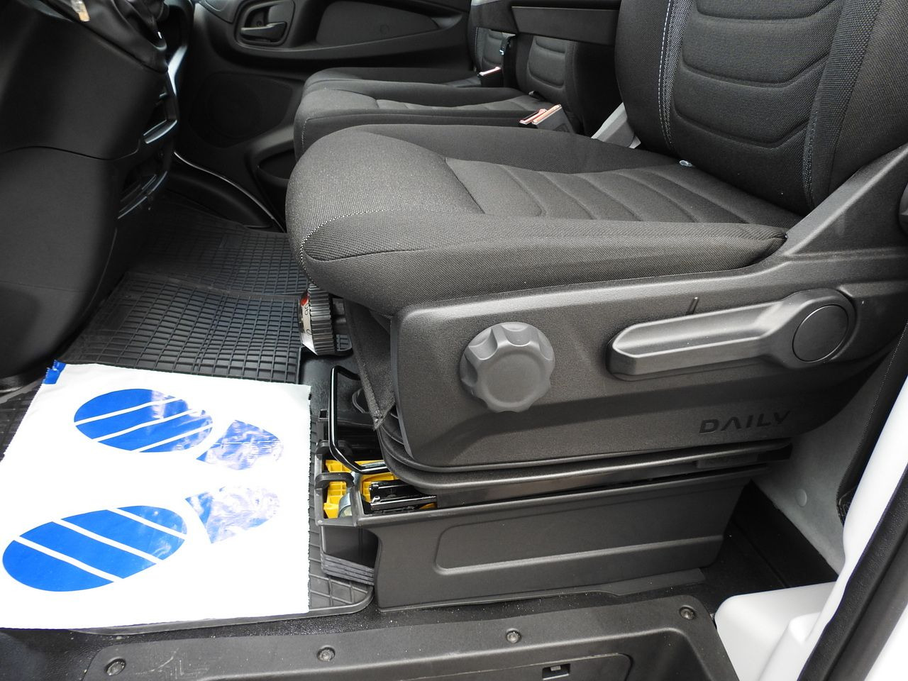 Ny Kølebil IVECO DAILY 35S16 NEW REGRIGERATOR BOX -10*C 8 PALLETS HEATING FUNCTION POWER SUPPLY 230V CRUISE CONTROL AIR CONDITIONING 160HP: billede 33